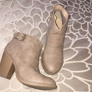 Soda tan ankle booties